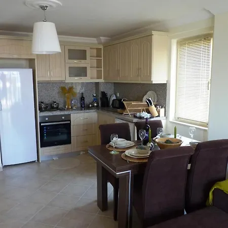 Royal Heights Apartment Bogazici