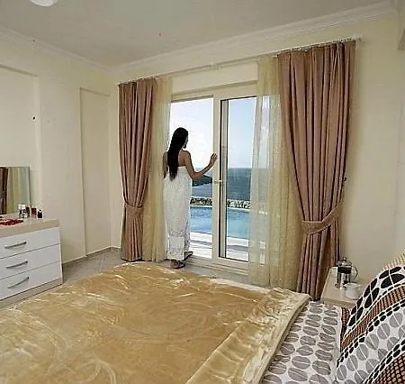 Royal Heights * Bogazici
