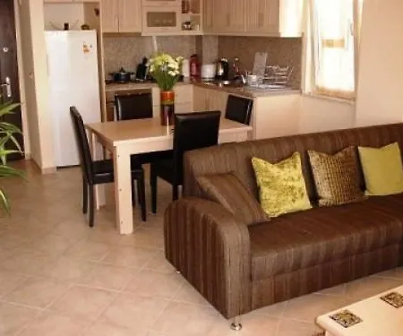 Apartment Royal Heights *