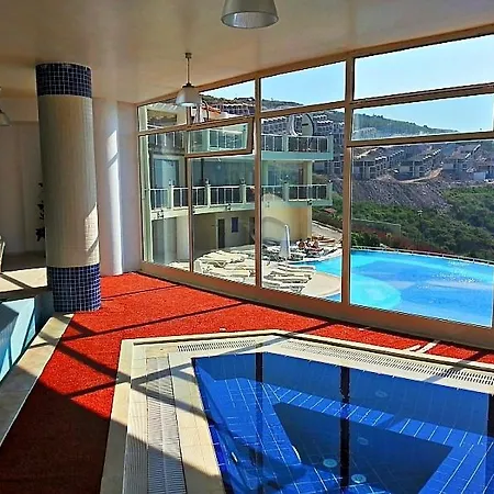 Apartment Royal Heights Bogazici