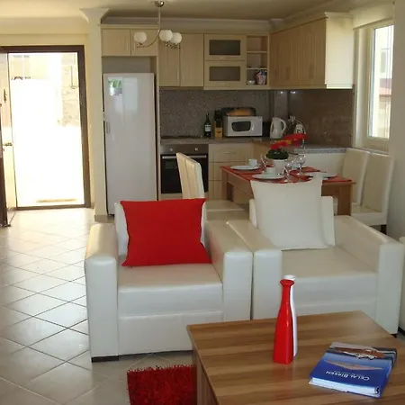 Apartment Royal Heights Bogazici